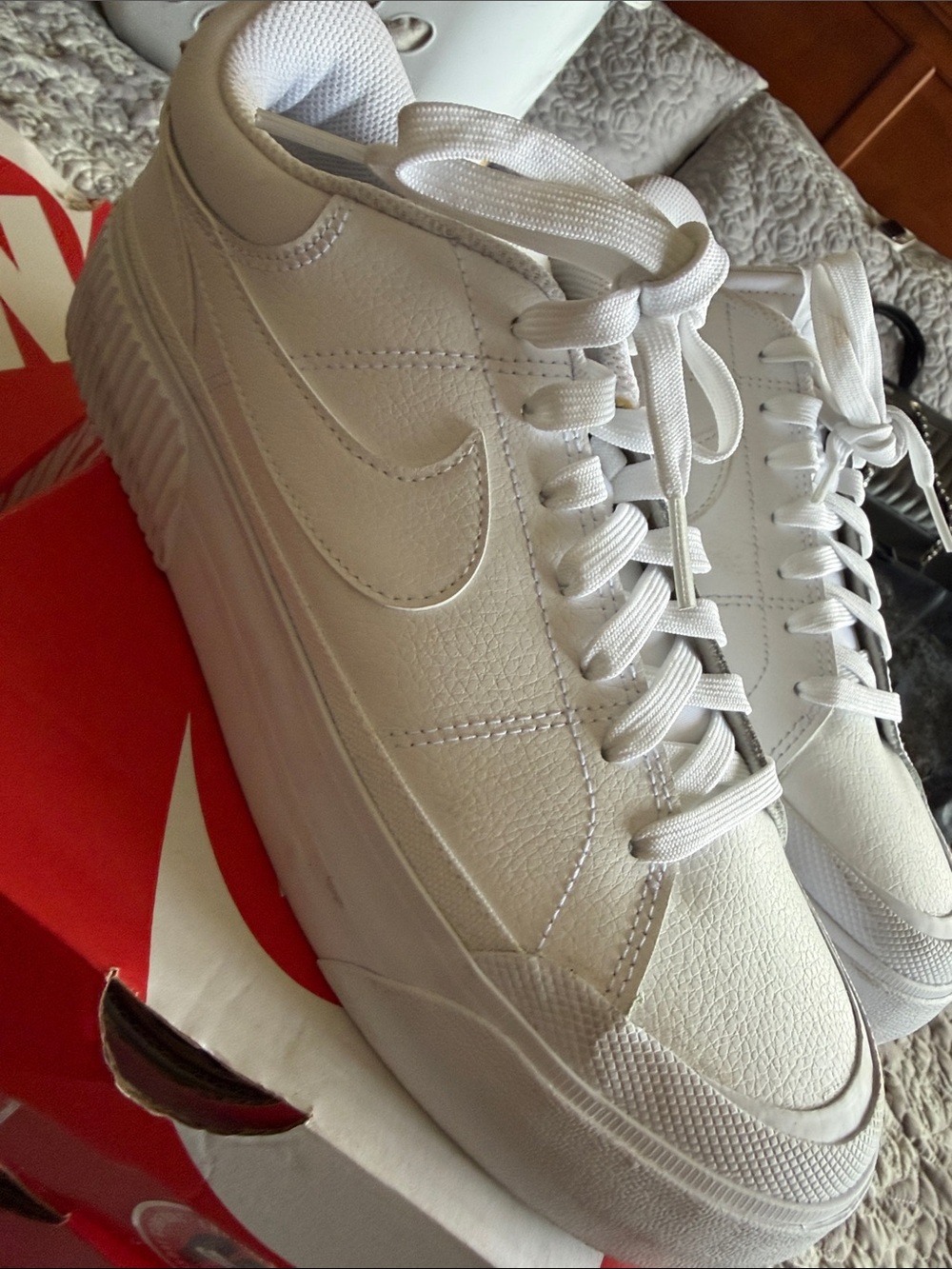 Nike women’s White Low-Top Platform Sneakers